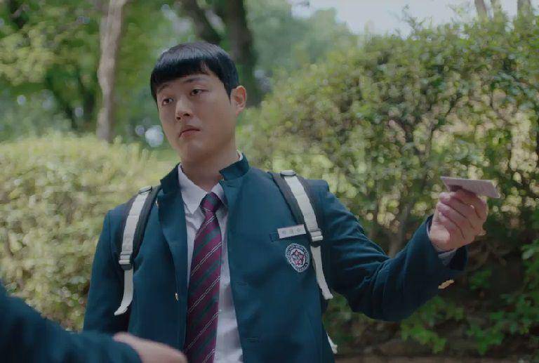 still cut drama Korea Undercover High School (youtube.com/@mbc_drama)