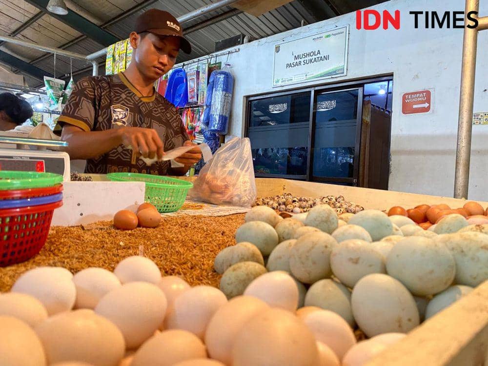 Ilustrasi pasar dan kebutuhan bahan pokok (IDN Times/Irfan Fathurohman)