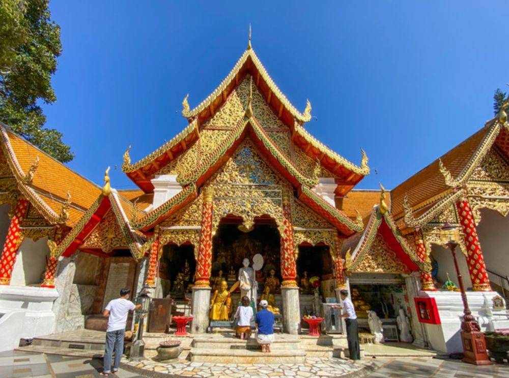 potret Doi Suthep (vecteezy.com/115010974997745251311)