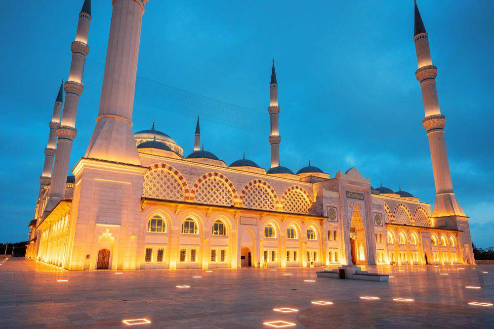 ilustrasi masjid (freepik.com/frimufilms)