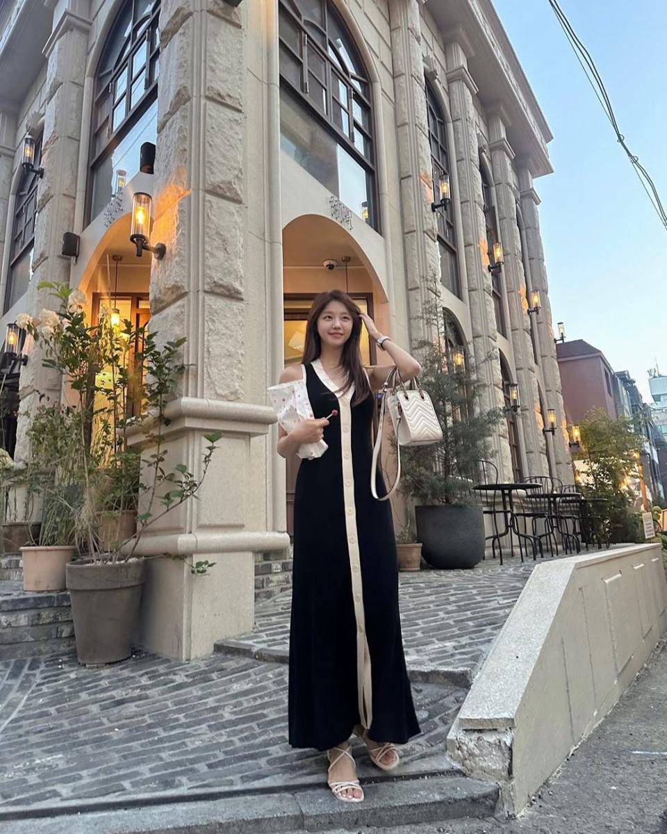 casual outfit ala Chung You Jin Single’s Inferno (instagram.com/youjini1225)
