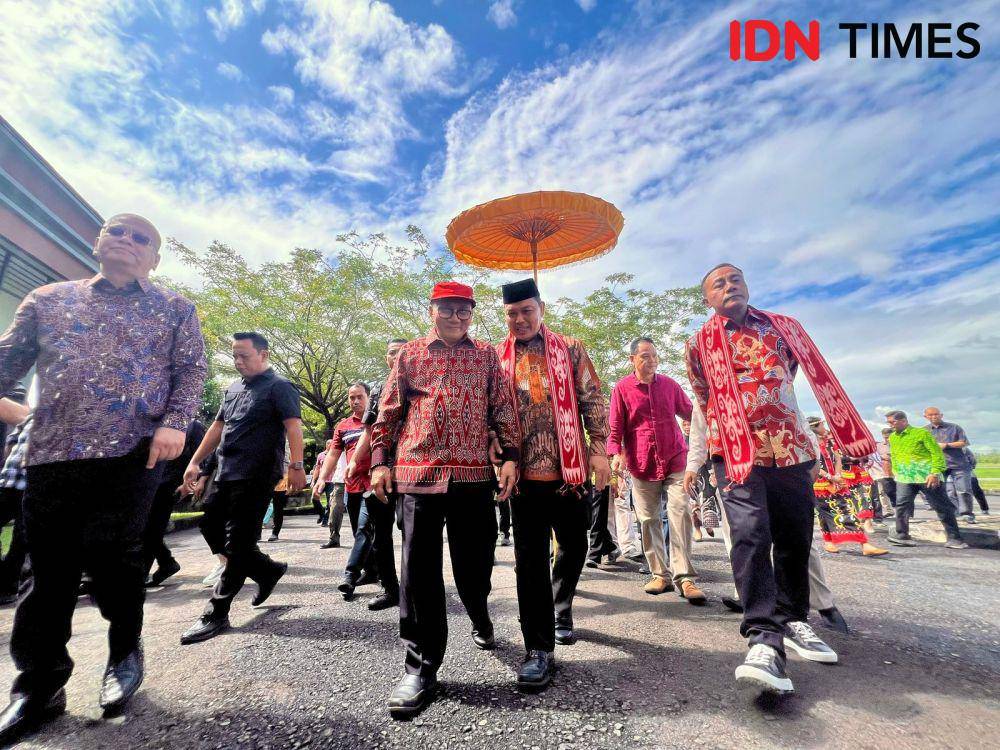 Gubernur Ria Norsan tiba di Bandar Udara Supadio Pontianak. (IDN Times/istimewa).