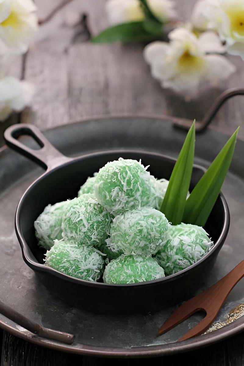 Kue klepon (IStock.com/Ricky Herawan)