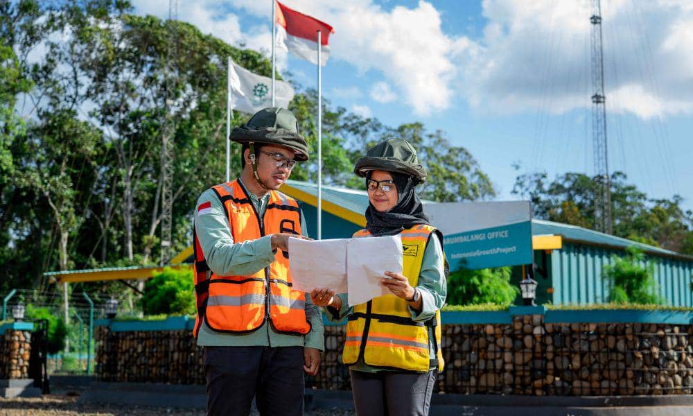 Pekerja PT Vale Indonesia di Indonesia Growth Project (IGP) Pomalaa, Sulawesi Tenggara. (vale.com)