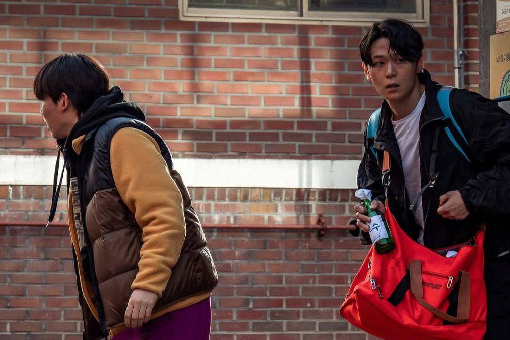 still cut drama Newtopia (instagram.com/coupangplay)