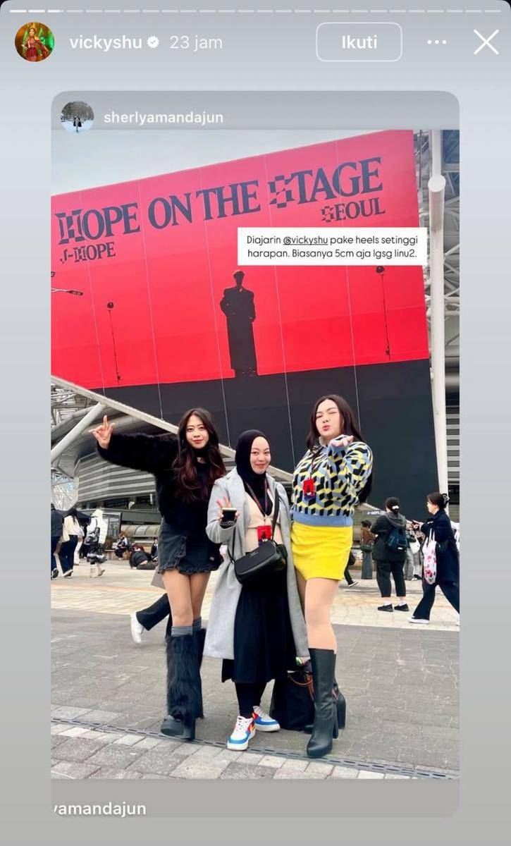potret Vicky Shu nonton konser J-Hope BTS di Korea (Instagram.com/vickyshu)