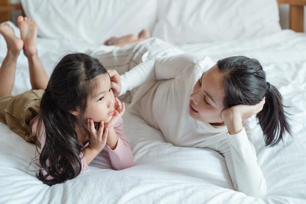 5 Kesalahan Parenting yang Bisa Bikin Anak Dewasa sebelum Waktunya