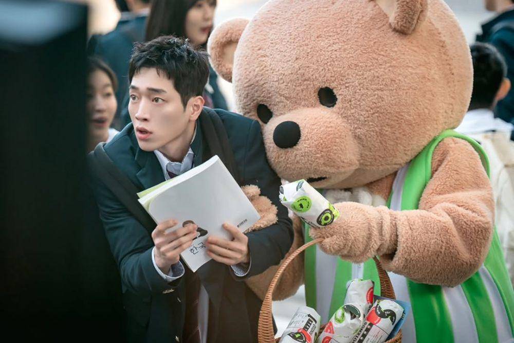 still cut drama Undercover High School (instagram.com/mbcdrama_now)