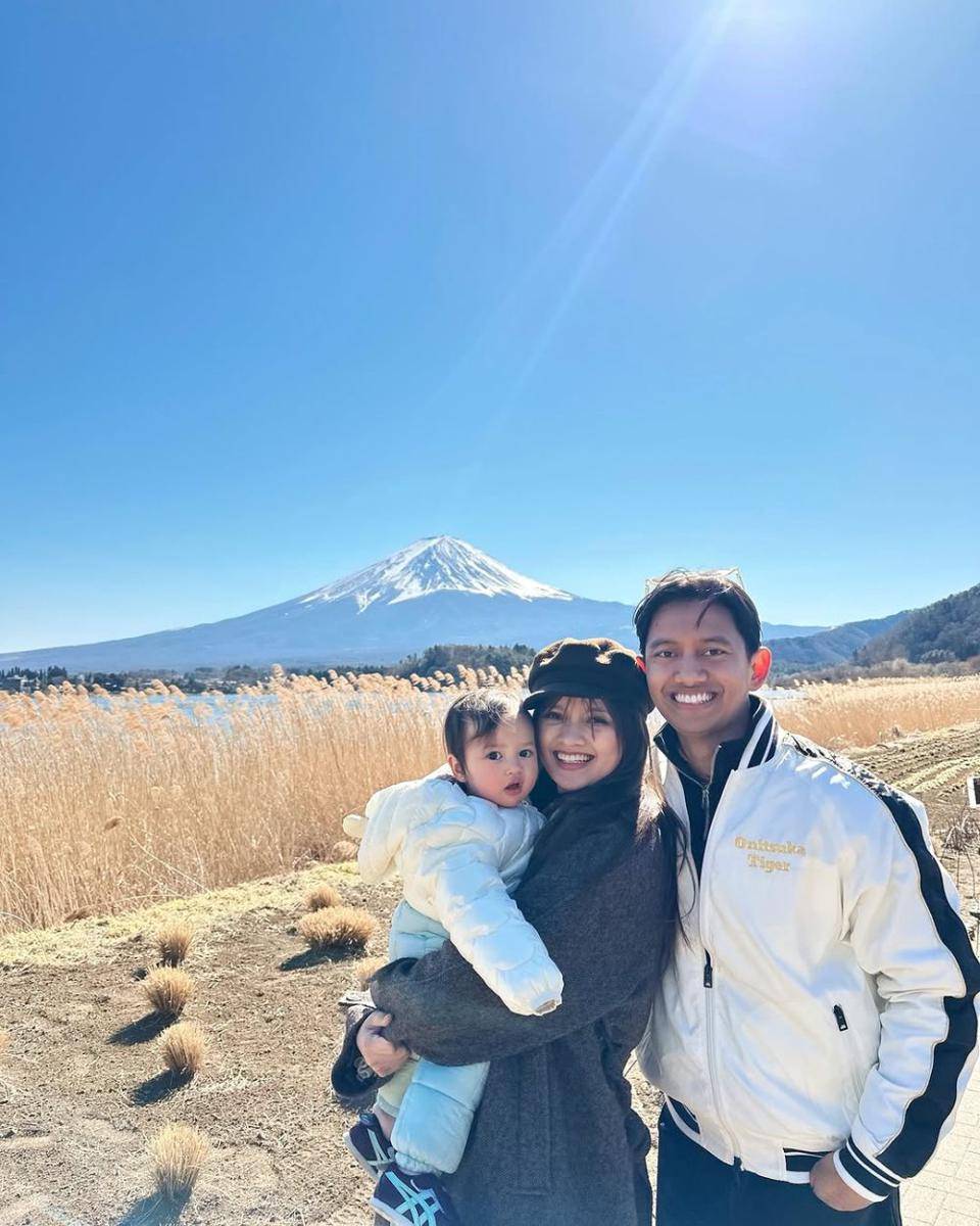 potret keluarga Sabrina Anggraini (instagram.com/sabrinaanggraini)