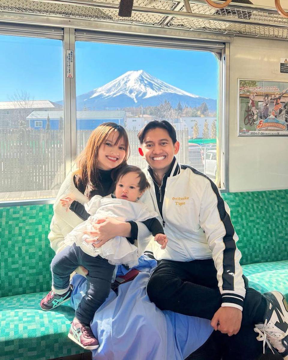 potret keluarga Sabrina Anggraini (instagram.com/sabrinaanggraini)