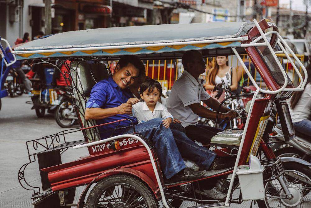 ilustrasi transportasi publik (pexels.com/Denniz Futalan)