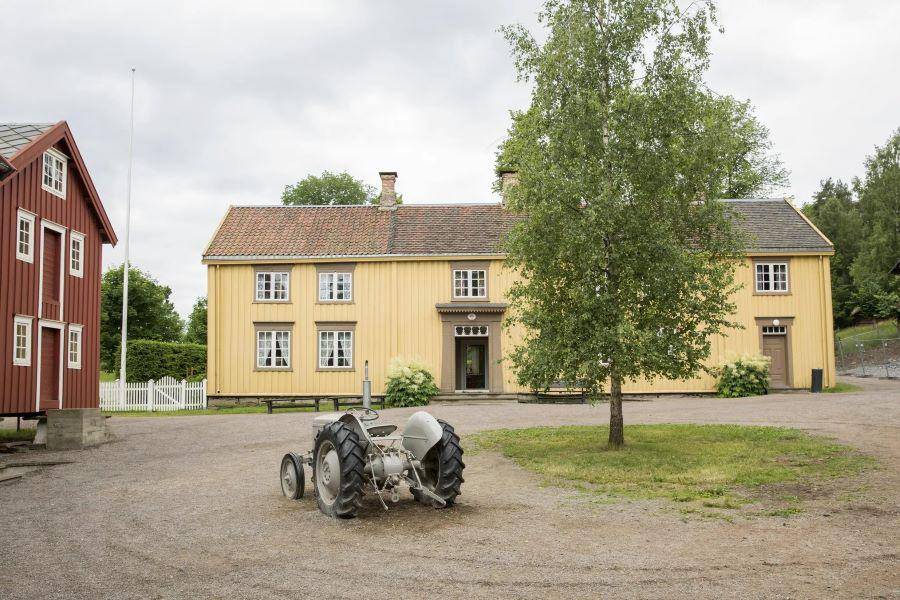 Farmhouse dari tahun 1959 di Norks Folkemuseum (norskfolkemuseum.no)