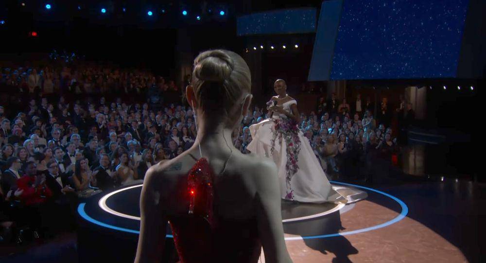 Ariana Grande dan Cynthia Erivo (dok. Disney Plus Hotstar/Academy Awards)