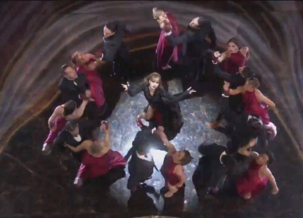 screenshots Lisa BLACKPINK di Oscars 2025 (dok. Disney+ Hotstar/Academy Awards)