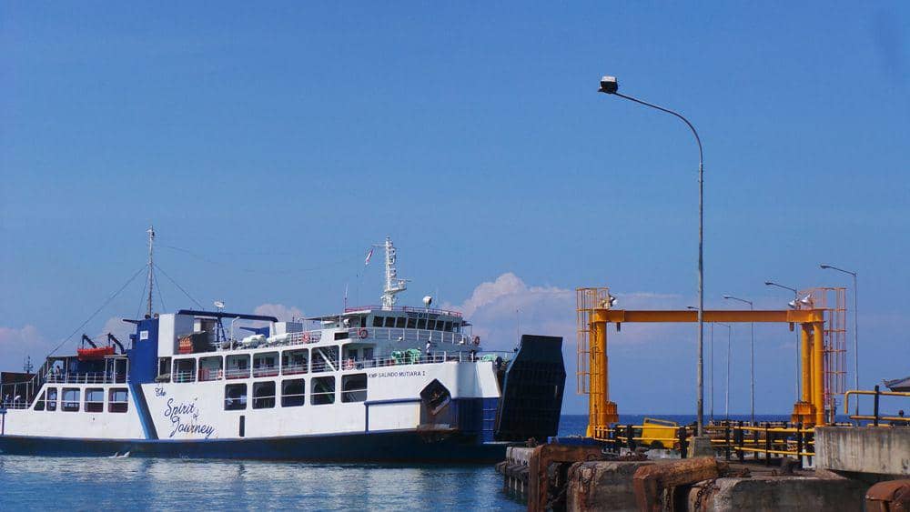 Feri di Pelabuhan Padang Bai. (Dok.Pribadi/Muhammad Ibnu Khaldun)