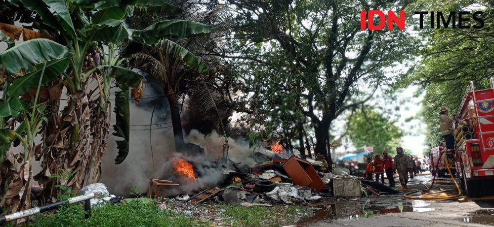 Kronologi Kebakaran Hebat Gudang Rosok di Bantul, Gegara Bakar Sampah