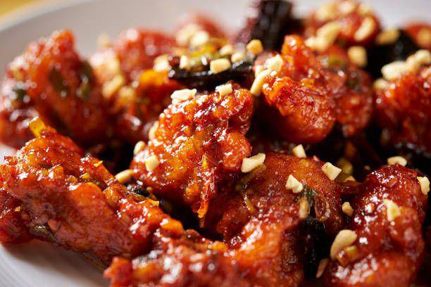 Ilustrasi ayam bumbu Korea. (istockphoto.com)