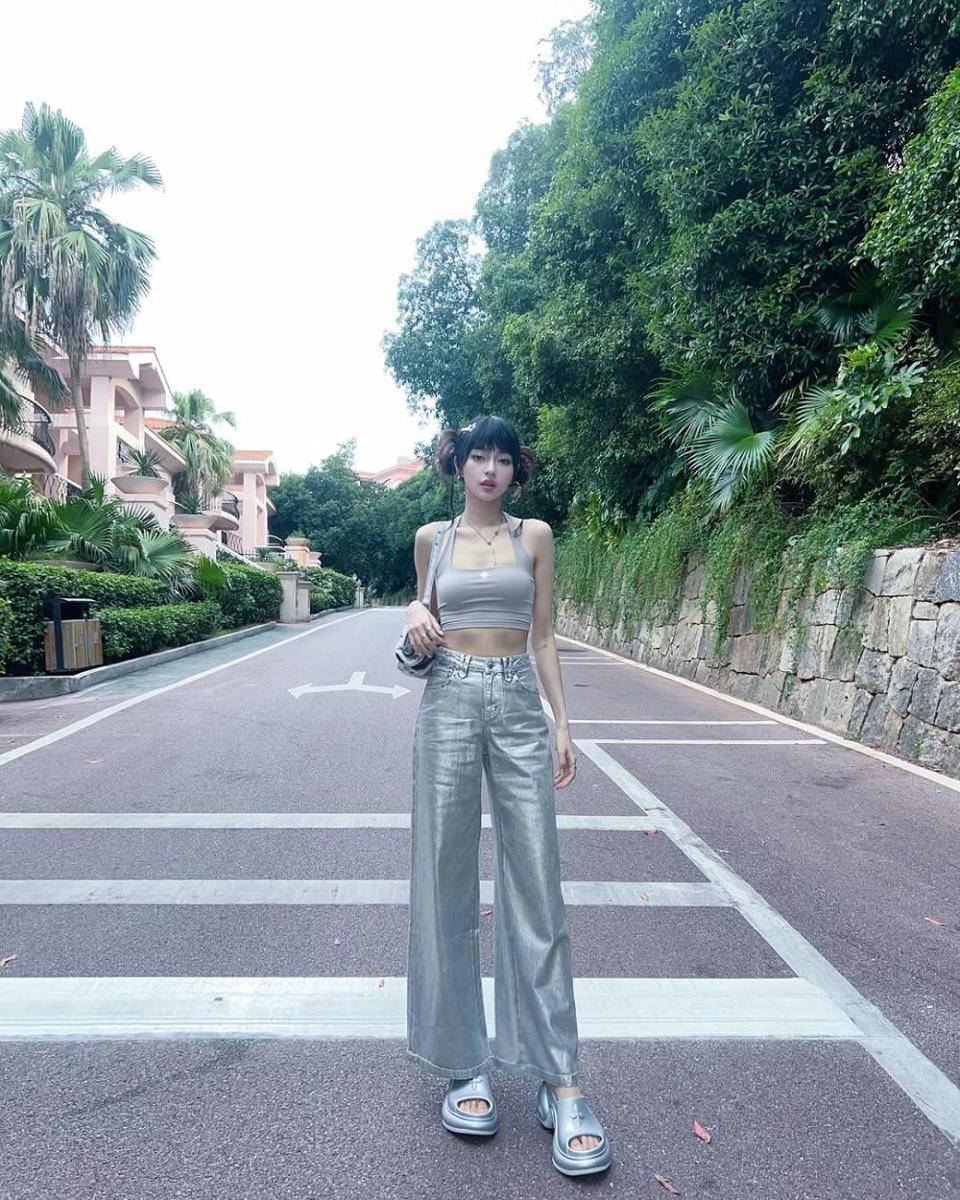 Indahkus (instagram.com/indahkus_)