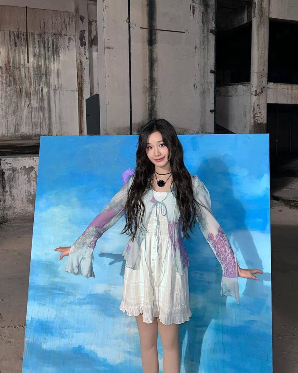 Pharita BABYMONSTER (instagram.com/babymonster_ygofficial)