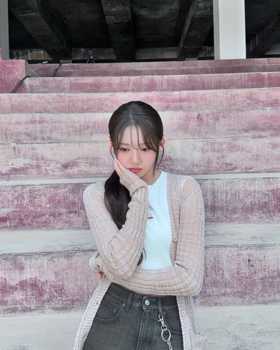 Rora BABYMONSTER (instagram.com/babymonster_ygofficial)
