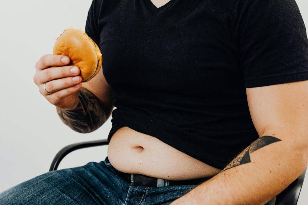 7 Cara Menghindari Rasa Begah Setelah Berbuka Puasa, Pahami!