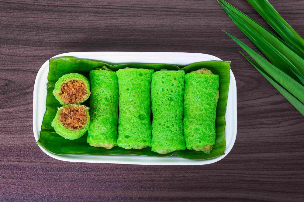 Tips Membuat Dadar Gulung Pandan Manis dan Gurih, Simpel Banget!