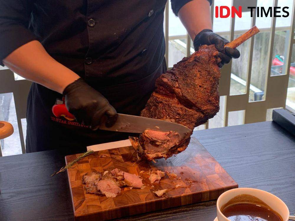 Potret menu buka puasa di Giri Laos Restaurant, Whiz Luxe Hotel Spazio Surabaya (IDN Times/Fina Wahibatun Nisa)