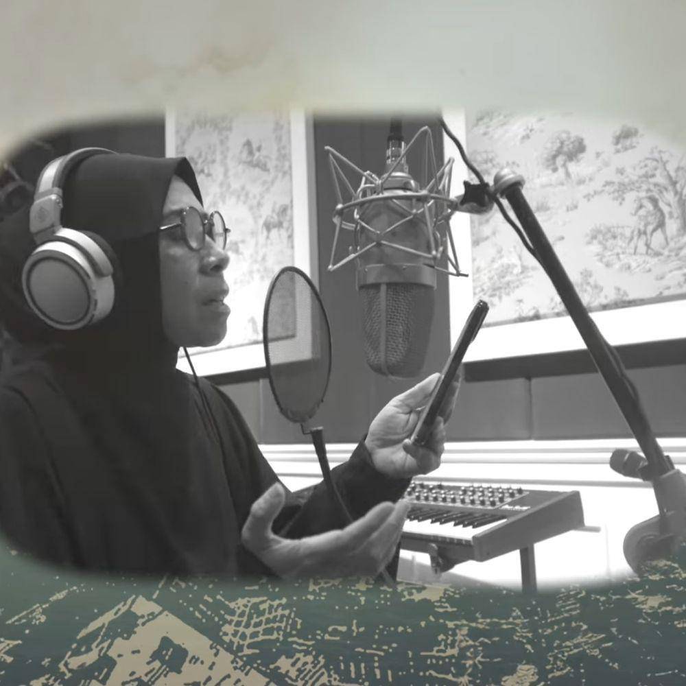 "Surga Menanti" - Melly Goeslaw dan Mostafa Atef - (YouTube.com/Melly Goeslaw TV)