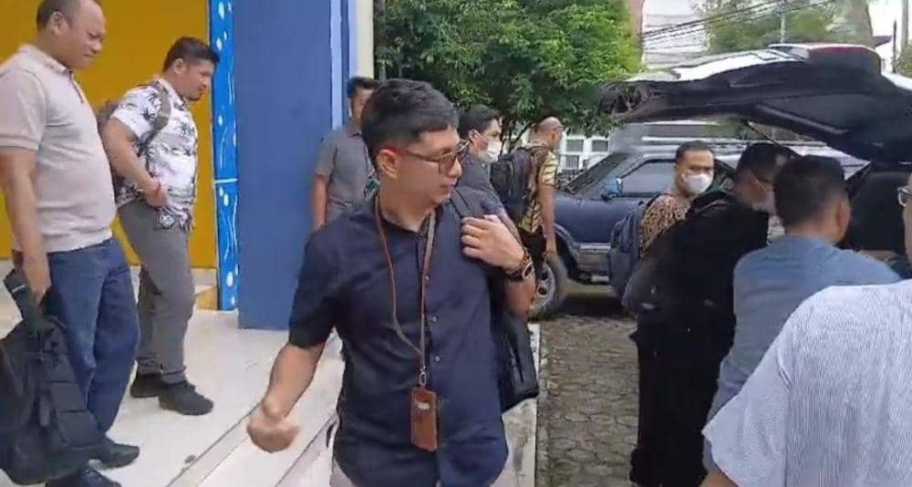 (KPK kembali geledah kantor Dinas PUPR Muba) IDN Times/istimewa
