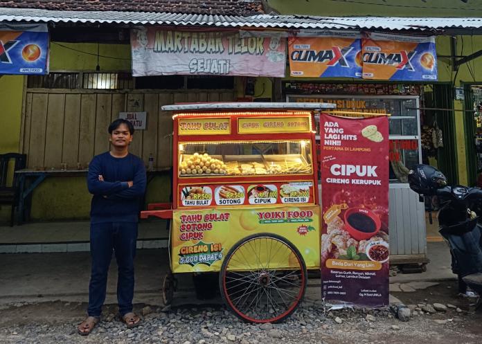 Kisah Cahya Saputra, Mahasiswa MBKM Kewirausahaan Sukses Berbisnis