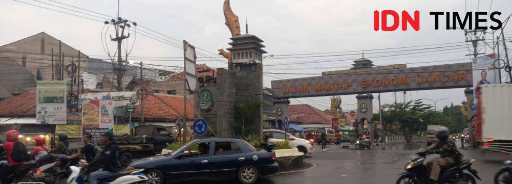 Inin Nastain/ Tugu Kujang Kadipaten