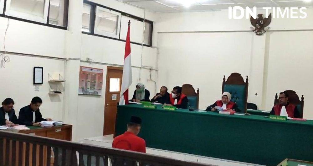 Terdakwa Fadillah alias Datuk (IDN Times/Rangga Erfizal)