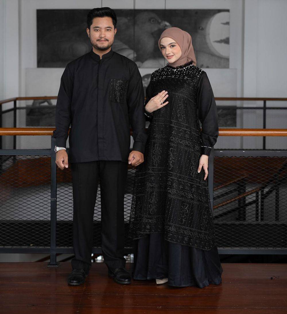 Koleksi Baju Lebaran 2025. (instagram.com/dinaraclothingnew)