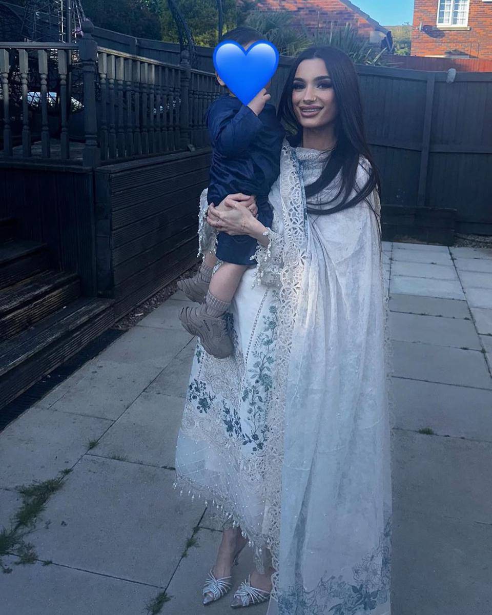 Waliyha Azad (instagram.com/waliyha.azad)