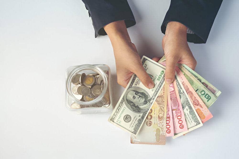 ilustrasi dana darurat (freepik.com/jcomp)