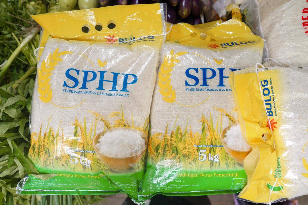 Ilustrasi beras SPHP dari Perum Bulog