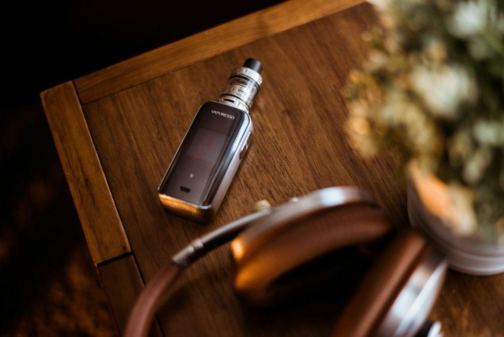 3 Dampak Buruk Vaping pada Kesehatan Mulut, Awas Gigi Berlubang!