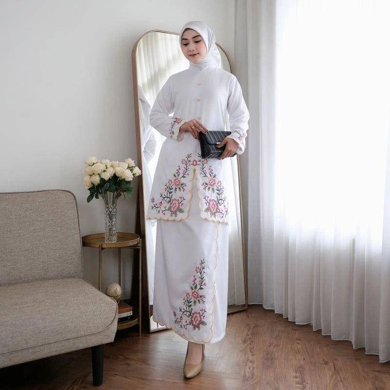 Rekomendasi Baju Kurung untuk Lebaran 2025 (shopee.co.id/Elvrist Official Store)