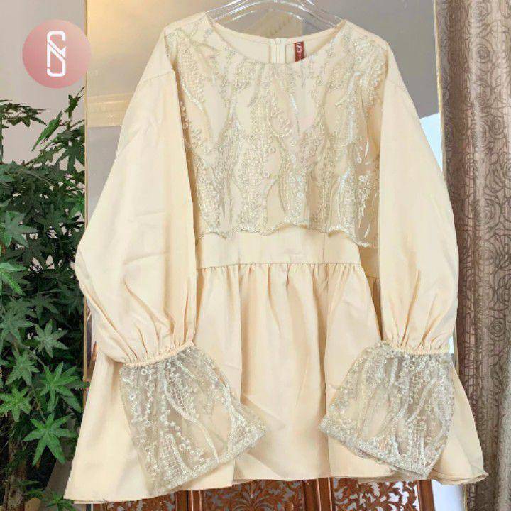MyShawl Janna Lace Top (shopee.co.id/MyShawl Janna Official Shop)