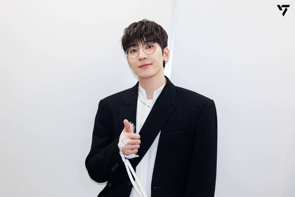 Wonwoo di 39th Golden Disc Awards Behind Sketch (dok. Weverse/Seventeen)