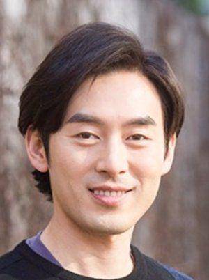 Potret Park Hyung Soo (mydramalist.com/15700-park-hyung-soo)
