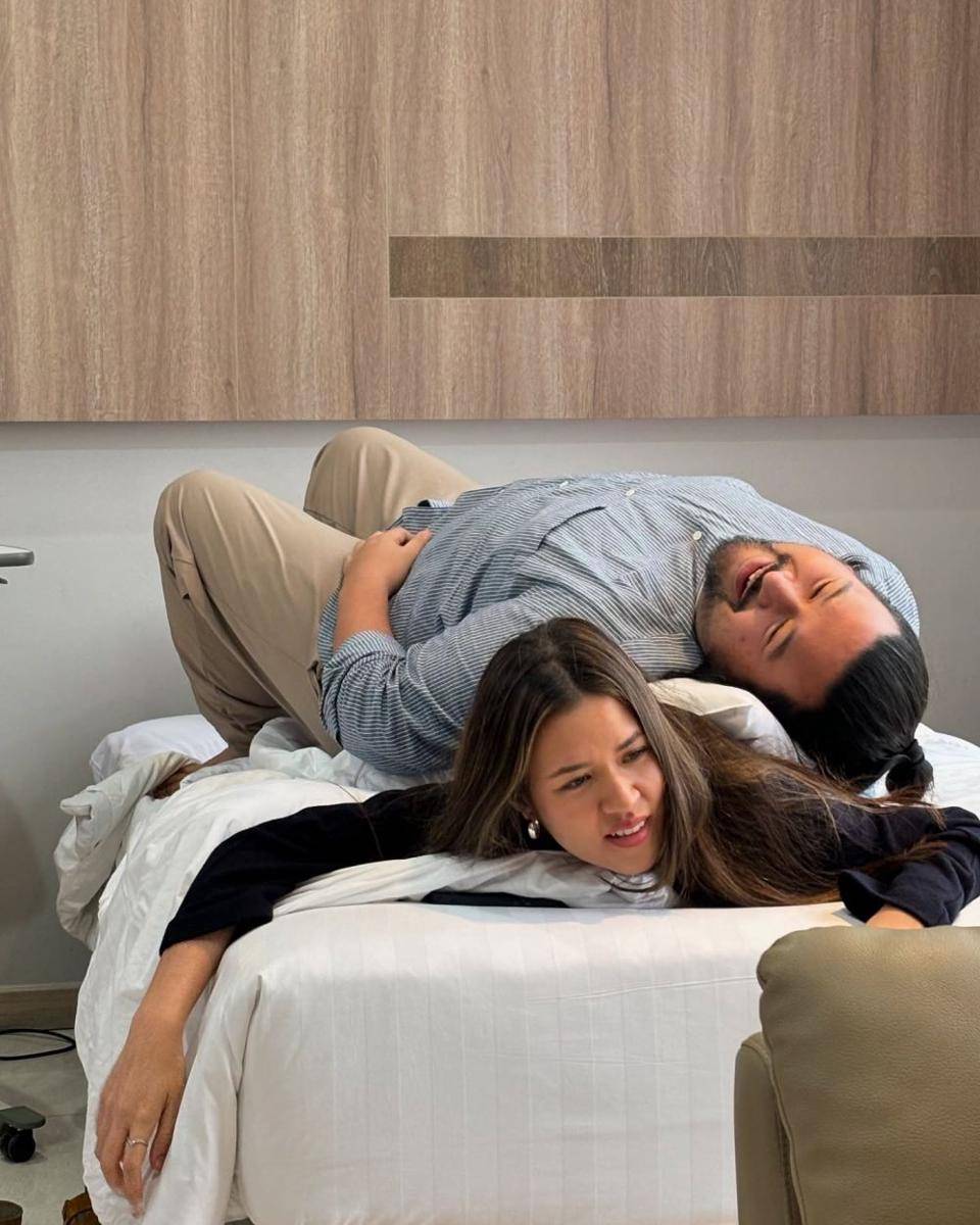 Raisa temani ibunda di rumah sakit (instagram.com/rinaldinurpratama)