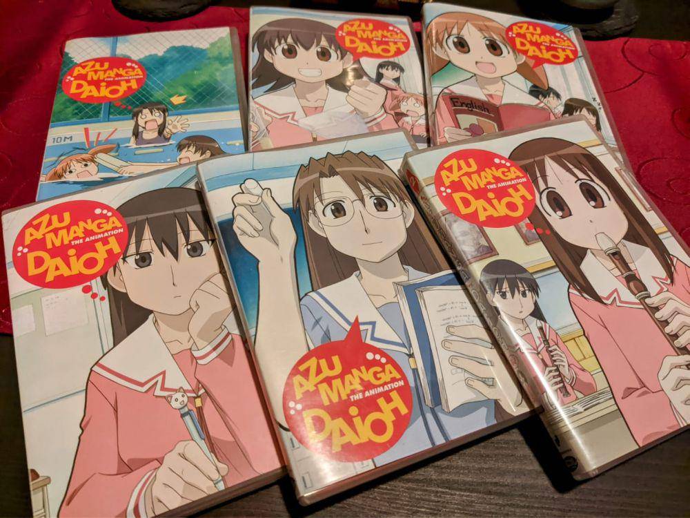 potret koleksi Azumanga Daioh (reddit.com/user/AcidicVoid)