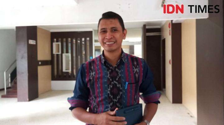 Plt Kepala DPMPTSP NTB Wahyu Hidayat. (IDN Times/Muhammad Nasir)