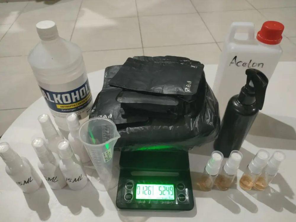 Polda Sulsel Sita 2 Kg Ganja yang Dijual via Instagram