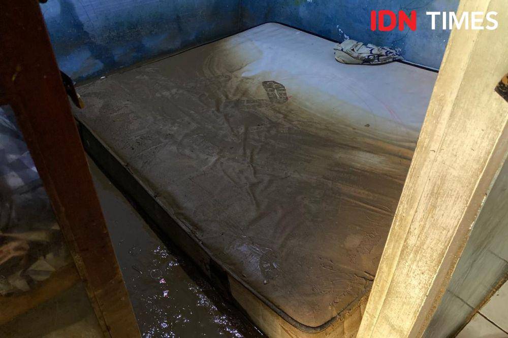 Lokasi banjir di RT 5 RW 5, Pejaten Timur, Jakarta Selatan (IDN Times/Irfan Fathurohman)