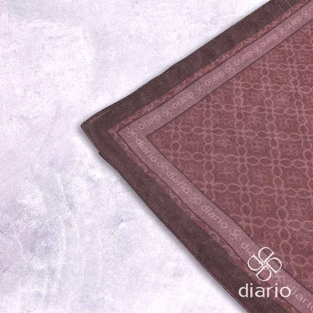 Rekomendasi hijab untuk baju warna cokelat mahogany. (Shopee.co.id/Diario Official Shop)