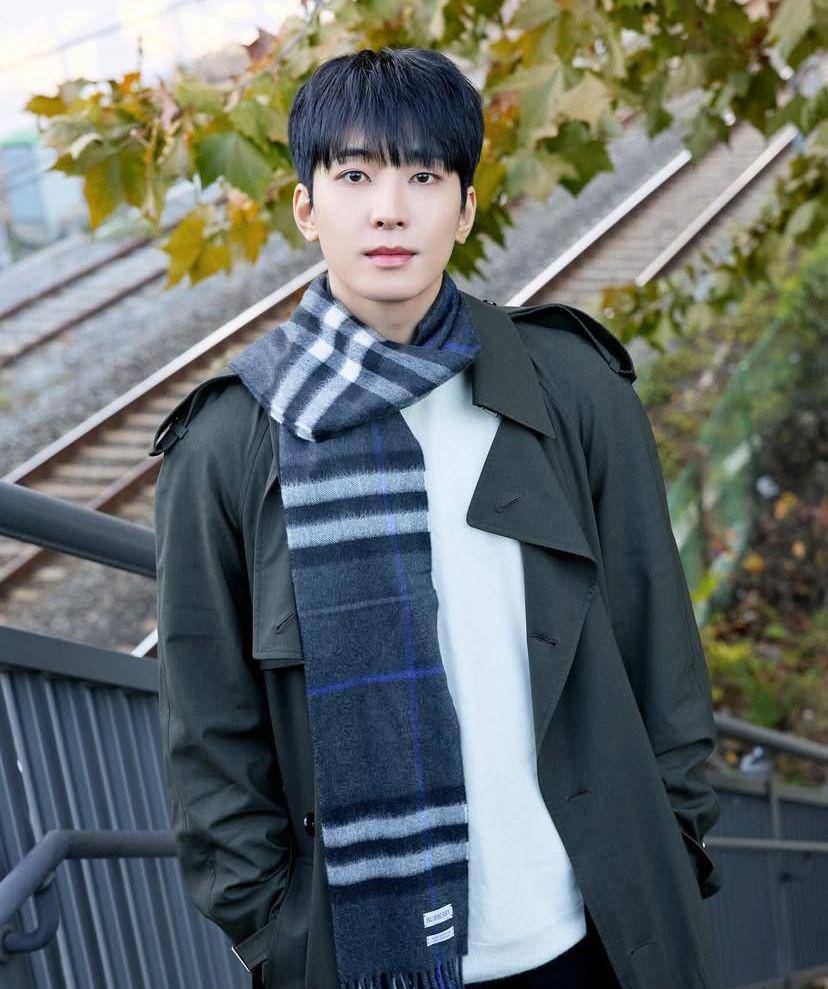 potret Wonwoo SEVENTEEN (Instagram.com/everyone_woo)
