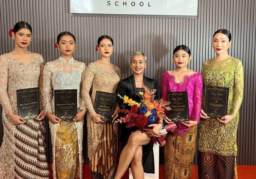 7 Potret Kelulusan Aira Yudhoyono di Sekolah Model Milik Kimmy Jayanti