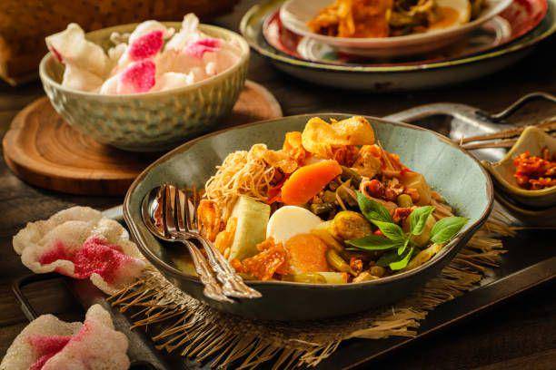 Ilustrasi lontong medan. (istockphoto.com)